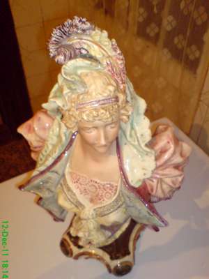 Bust Majolica Contesa,  originala