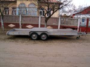 Livrez remorci si platforme