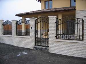 CONFECTII METALICE ARAD