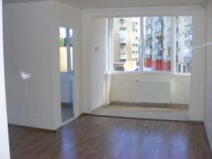 vind garsoniera sau schimb cu apartament in cluj plus diferenta dupa caz