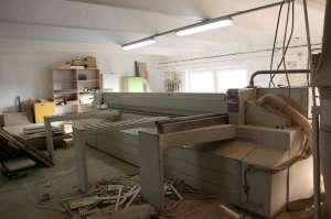 Vand atelier de mobila