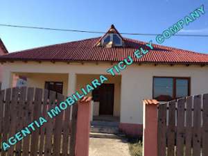 vindem casa in navodari 6;