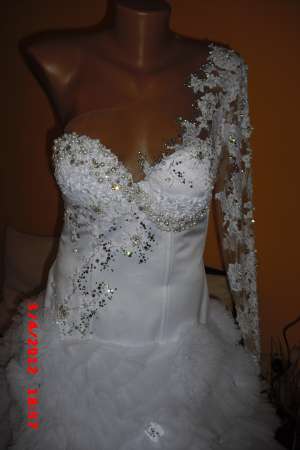 Rochie de mireasa,   creatie LAURA OLTEANU model unicat- Septembrie 2011