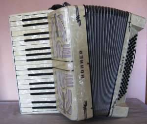 VAND Hohner 80 Basi