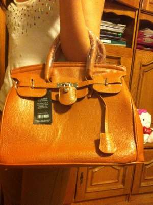 GEANTA MODEL HERMES