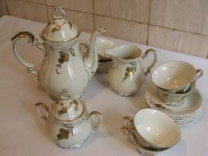 Vand serviciu de cafea vechi