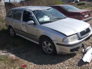 SKODA OCTAVIA AVARIATA