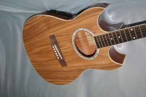 GHITARA  ELECTRO-ACUSTICA