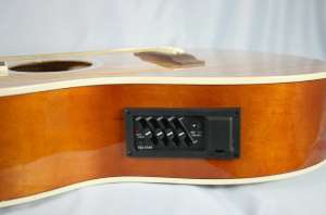 GHITARA  ELECTRO-ACUSTICA