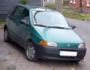 Dezmembrez  fiat punto