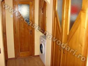 Vand apartament 2 camere Navodari