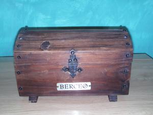 CEASURI DE ORICE TIP,  MOBILA,  STATUI,  INSIGNE,  TABLOURI,  BRONZURI,  SI ORICE TIP DE ANTICHITATI