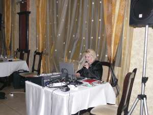 SONORIZARI EVENIMENTE IASI DJ LILI SOLIST VOCAL
