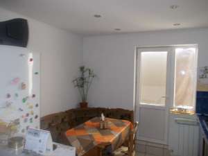 INCHIRIEZ SAU VIND APARTAMENT 3 CAMERE