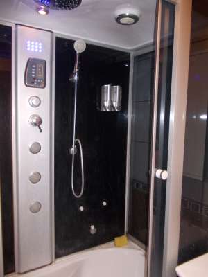 Apartament 3 camere 2bai