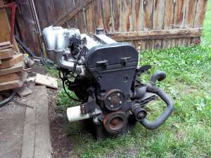 vand motor ford escort 1.6 benzina 65000 km
