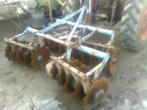 Vand disc tractor u445