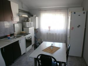 vand urgent apartament cu 1 camera,  ultra finisat,  complet mobilat