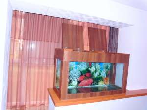 Acvarii cu mobilier