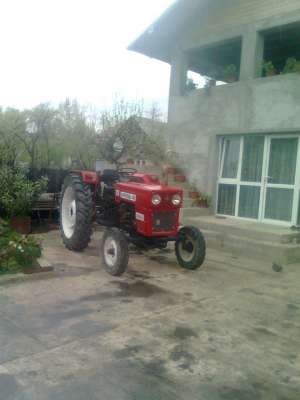 tractor 445