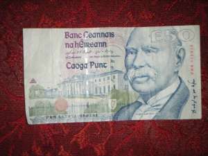 vind 50 lire irlandeze in stare foarte buna