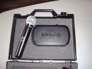 Vand Microfon Shure PG58 cu receiver