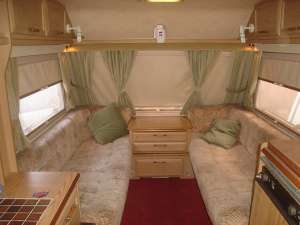 RULOTA ENGLEZEASCA STERLING ECCLES DIAMOND 3 LOCURI,  AN 199
