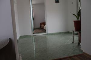 Vand casa Sendreni - Galati la superpret!