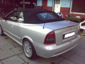 Opel Astra 1 8 16 V Bertone Cabrio benzina 2002