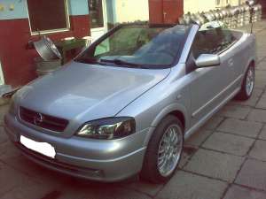 Opel Astra 1 8 16 V Bertone Cabrio benzina 2002