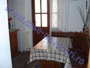 De vanzare apartament 3 camere,   Navodari peco