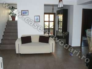Vila in Mamaia Nord,   pe malul inalt