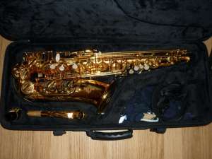 Vand Saxofon Buffet Crampon S 400 stare perfecta,  doar 4 luni folosit
