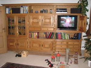 vand mobila de sufragerie 100% din lemn masiv,  sculptat manual