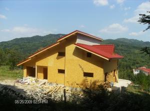 CASA DIN LEMN