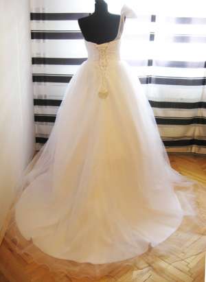 Rochie de mireasa noua,   nepurtata