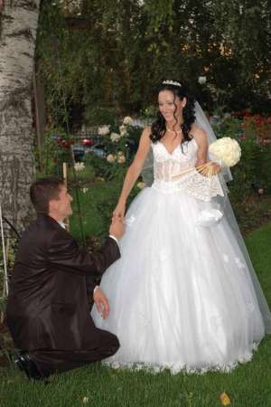 Rochie mireasa cu cristale swarovski