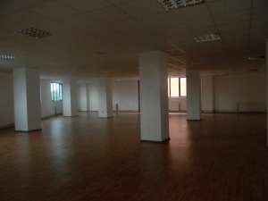 Proprietar ofer spatii birouri