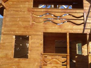 cabane din lemn