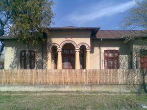 VAND CASA IN MUN. CALARASI