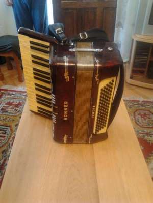 Vand Hohner Verdi II 80 basi bandonat