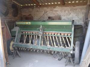 echipamente agricole