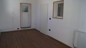 Inchiriez / vand hala in suprafata de 1127 mp - Arad