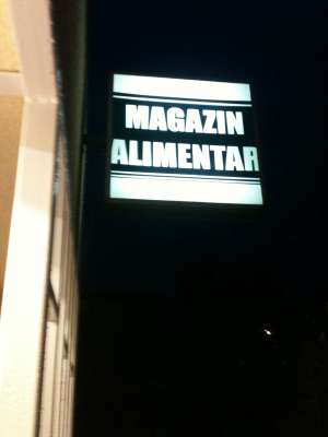 Vitrine frigorifice,      rafturi frig,      camere frig,      agregate,     climatizare,     frig i