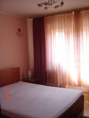 OFERTA INCHIRIERE APARTAMENT 3 CAMERE AVIATIEI - BORSA