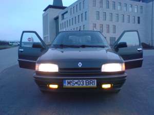 Vand Renault 21 Nevada