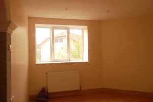 Apartament 3 camere,    bloc vila,    zona Eminescu
