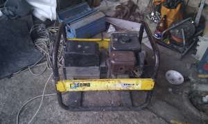 Vand generator de curent 2500 negociabil
