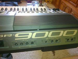 vand sau schimb clapa yamaha psr 9000