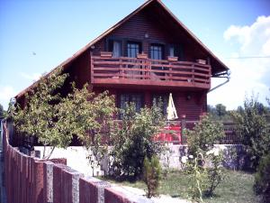 vand casa de vacanta